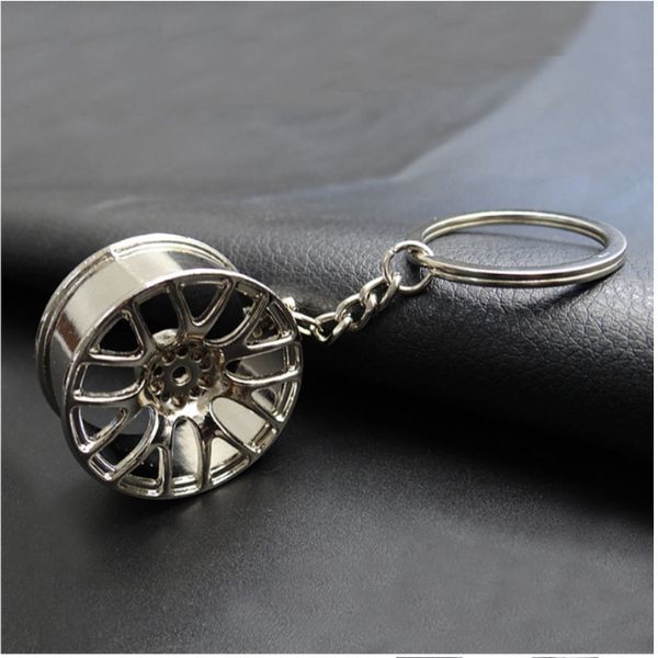 Breloc metalic, model janta auto cromata, 9 x 3.5 cm, Argintiu