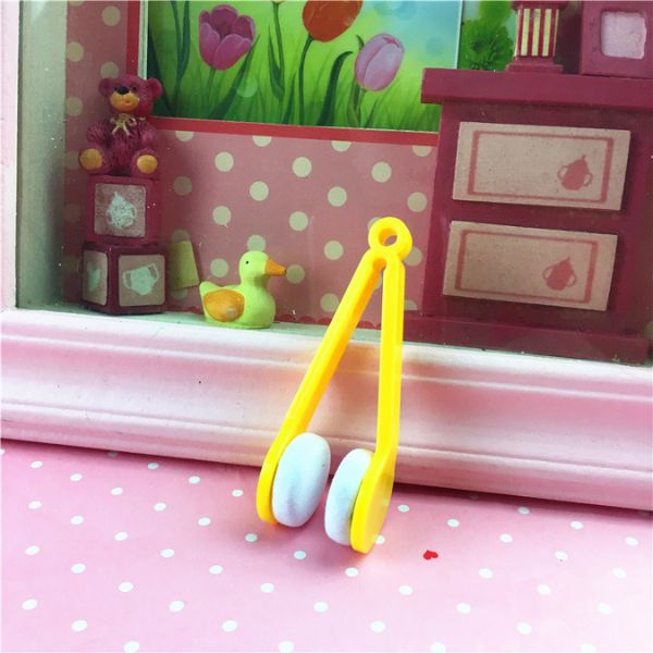 Instrument cu 2 capete din microfibra pentru curatarea si intretinerea lentilelor de ochelari, 7×2 cm, Galben